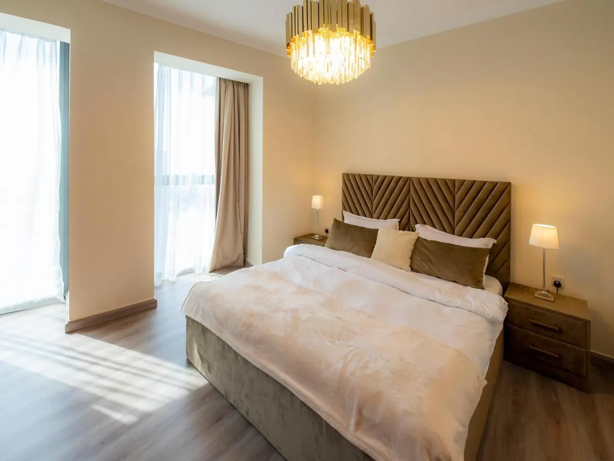 First Class 3Br With Full Burj Khalifa And Fountain View Dubai Apartment